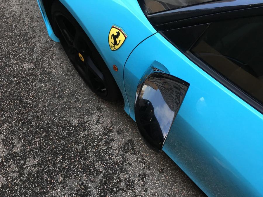 Детали экстерьера Ferrari 458 Italia by Impressive Wrap 2018 года  (фото 15 из 15)